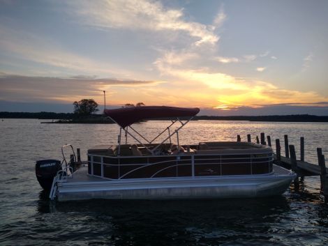 Bennington Pontoon Boats For Sale by owner | 2016 24 foot Bennington SLX